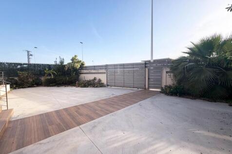 Property Image 37