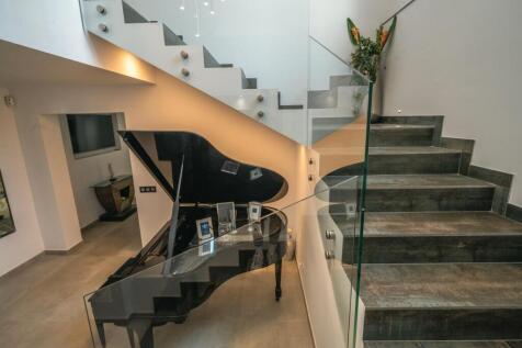 Property Image 61