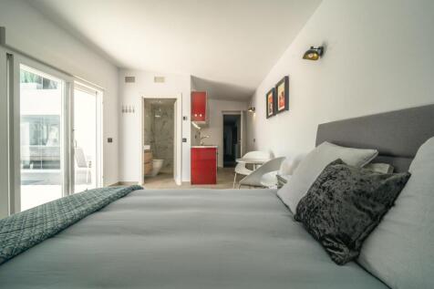 Property Image 83