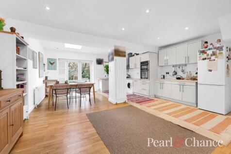 Dining Room / Kitchen