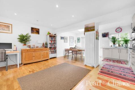 Dining Room / Kitchen