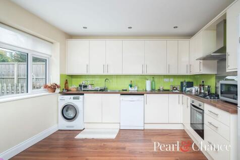 Reception Room / Kitchen