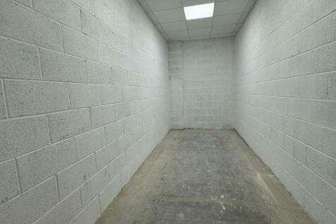 Roseville Road Business Park - Unit D - Hamond Est