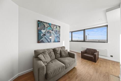 Flat1507BridgewaterPlace-17.jpg