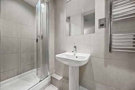 Flat1507BridgewaterPlace-23.jpg