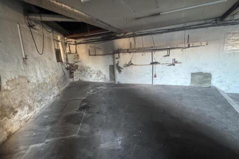 Farnham Works, BD7, Hamond Estates, Warehouse:Indu