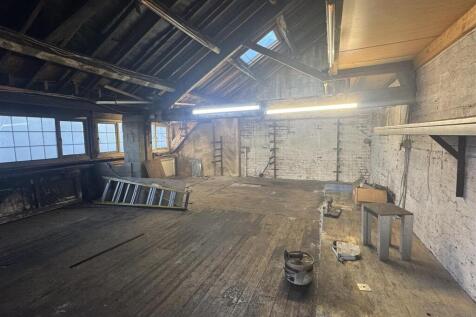 Farnham Works, BD7, Hamond Estates, Warehouse:Indu