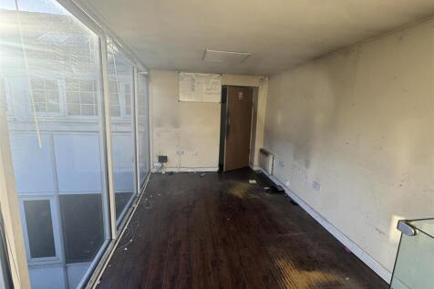 Farnham Works, BD7, Hamond Estates, Warehouse:Indu