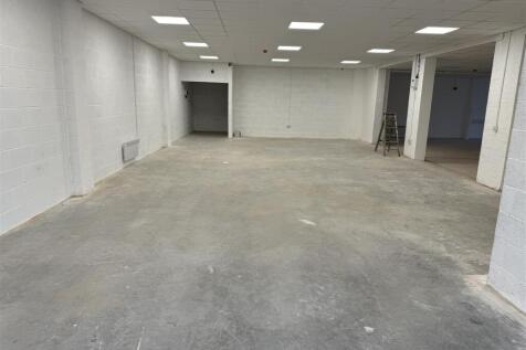 Unit FG Roseville Road Business Park, Warehouse:re