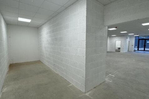 Unit FG Roseville Road Business Park, Warehouse:re