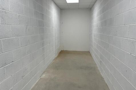 Unit FG Roseville Road Business Park, Warehouse:re
