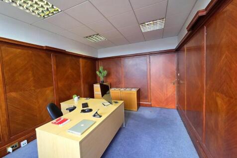 Office 2.jpg