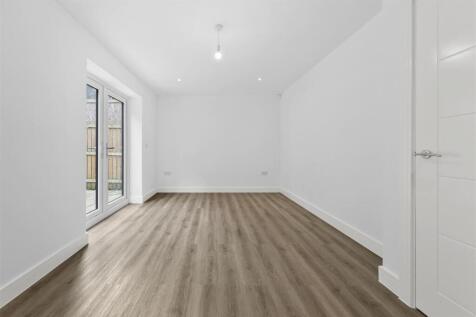 1TransvaalTerrace-Hamond Estates- Lounge24.jpg