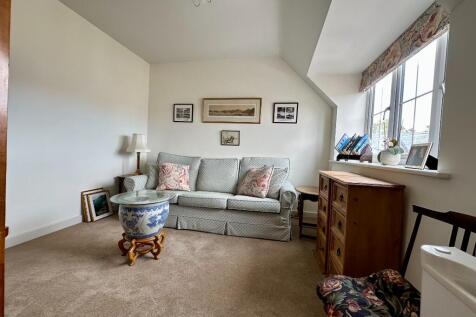 Top Floor Bedroom 2