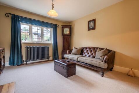 SITTING ROOM