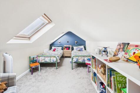 ATTIC ROOM