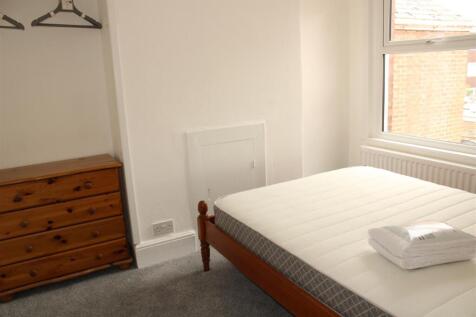 Bedroom 3 (2).JPG