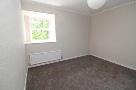 Bedroom 1.JPG