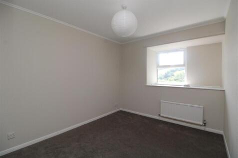 Bedroom 2.JPG