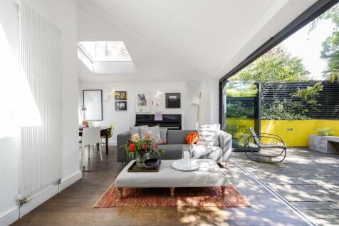 Forest Road, E8