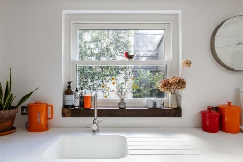 Forest Road, E8