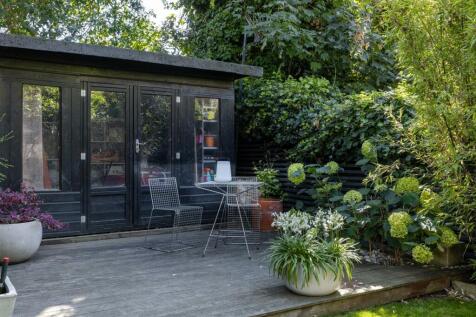 Forest Road, E8