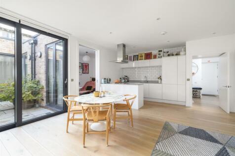 Dunlace Road E5