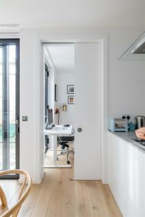 Dunlace Road E5