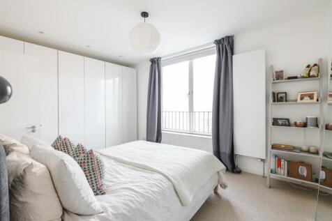 Dunlace Road E5