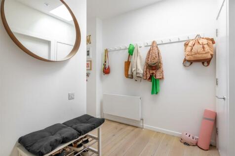 Dunlace Road E5