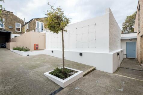 Dunlace Road E5