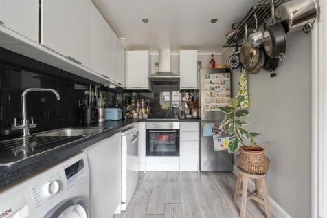 Chester Crescent E8