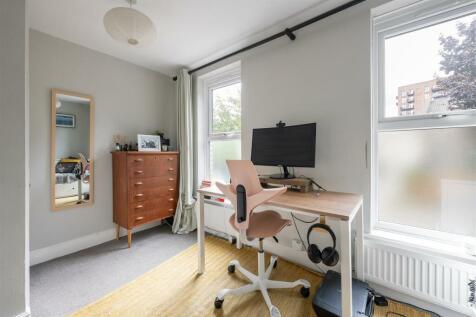 Chester Crescent E8