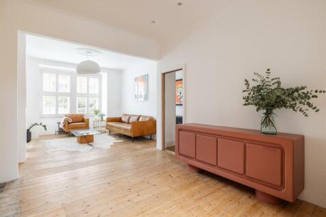 Sewdley Street, E5