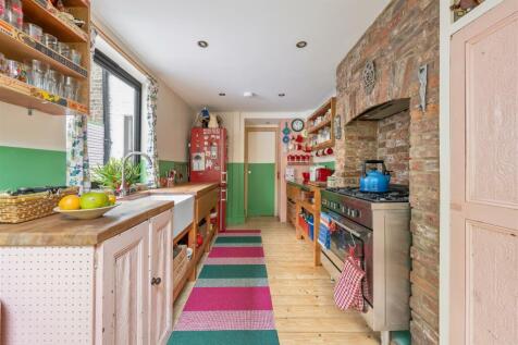 Bushberry Road E9