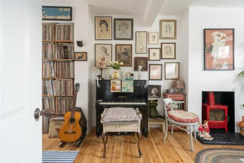 Bushberry Road E9