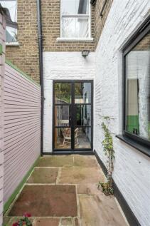 Bushberry Road E9
