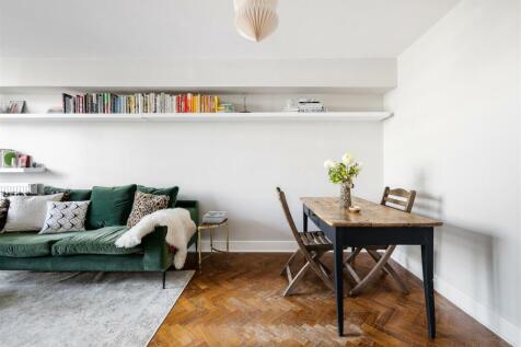 Wharf Place, E2