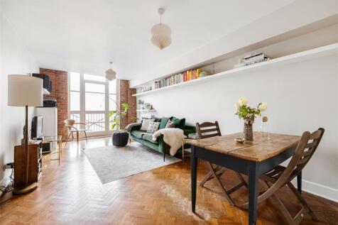 Wharf Place, E2