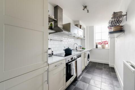 Wharf Place, E2