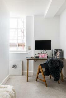Wharf Place, E2