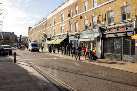 Wharf Place, E2