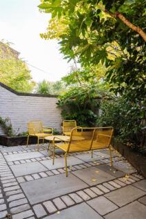 Christchurch Square E9