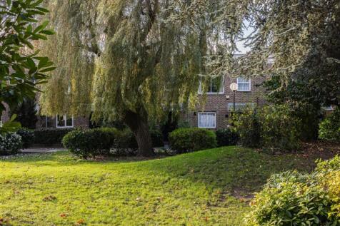 Christchurch Square E9