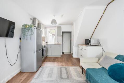 Hadleigh Street, E2