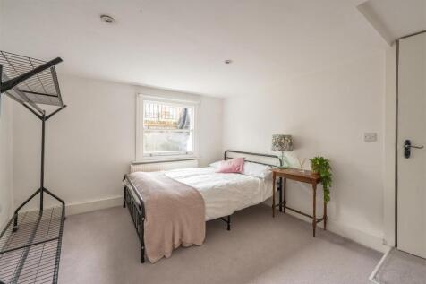 Mount Pleasant Lane, E5