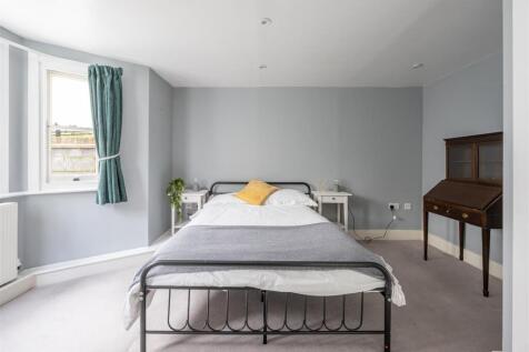 Mount Pleasant Lane, E5