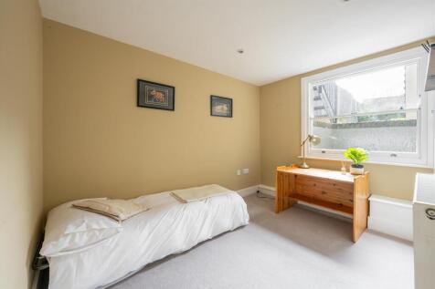 Mount Pleasant Lane, E5