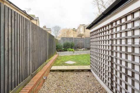 Mount Pleasant Lane, E5
