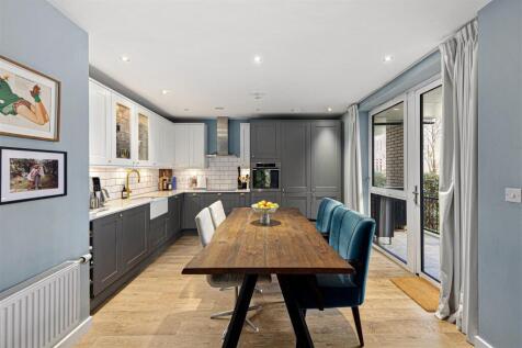 Salcombe Road N16